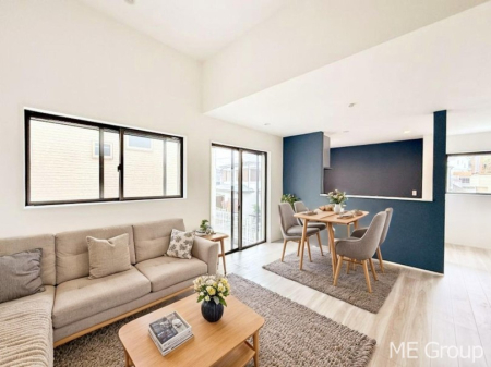 rO 肰ȂfUCZX悭oƋCGł