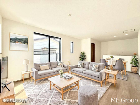 ���r���O ���������S�n�̂����A���z�̃��r���O