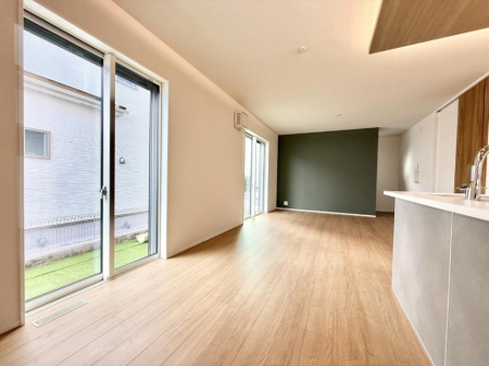 ���r���O ���������ƕ���������A�����b�N�X�ł�����