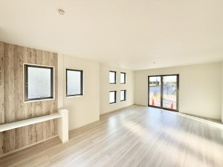 ���r���O ���������R�Ɖ�b�����܂��A�S�n�悢�ЂƂƂ�