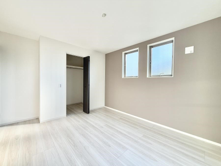 �Q�� ���������̔z�u��ʋC���̗ǂ��݌v�ŕ����̋�C�������炸�A��ɐV�N�ȋ�C������܂�