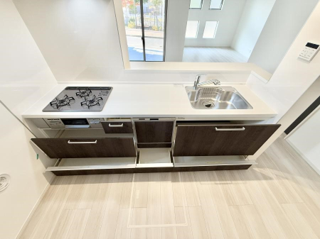 �L�b�`�� �������Ƒ����J��[�߂�A������̂���L�b�`��