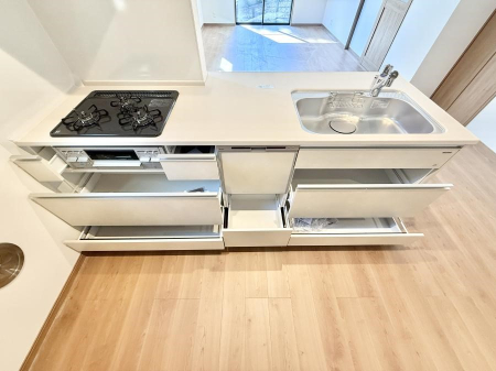 �L�b�`�� ���[�͖L�x�ȃV�X�e���L�b�`���ł��I