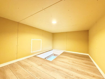 ���[ �������O���j�G������̂ŔN�ɐ��񂵂��g��Ȃ��傫�ȕ����u���ꏊ�ɍ���܂���I  