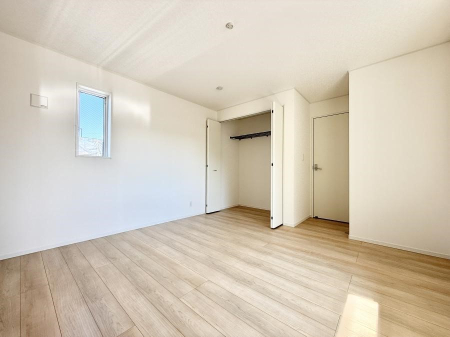 �q������ �������Ƌ�⃌�C�A�E�g�����R�ɔz�u�ł��邽�ߎg�����肪�ǂ����K�ɉ߂����܂�