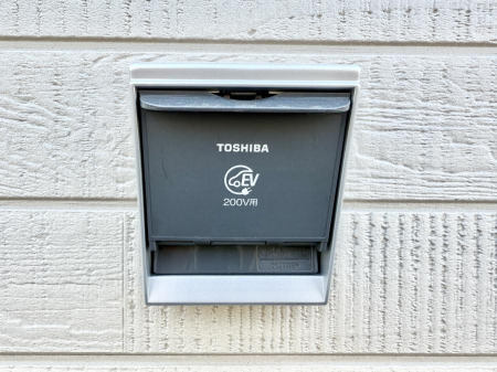 ���̑����� �ݔ�������ŊȒP�ɏ[�d�ł��A�G�R�ȃJ�[���C�t���T�|�[�g