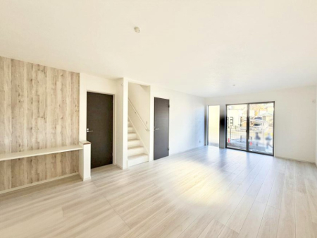 ���r���O ���������C�ɓ���̏ꏊ�ŁA�̂�т�Ƃ������Ԃ�