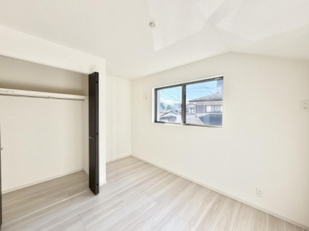 �q������ �������v���C�x�[�g��ԂƂ��ĐÂ��ŗ�������������񋟂��Ă���܂�