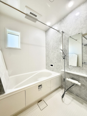 ���� ����