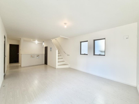 rO z˂ޖ邢LDK͉Ƒł̂т芰܂  