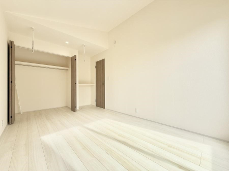 ���̑����� �������D��ŉ��₩�Ȏ��Ԃ��������