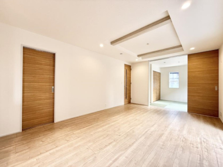 ���r���O ���������̊Ԃɂ��Ƒ����W�܂����Ⴄ����ȃ��r���O�����ł����