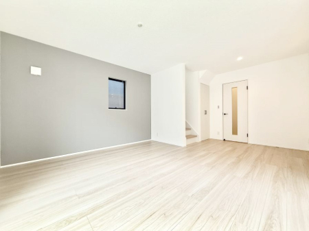 ���r���O ���������r���O�C���K�i���ƁA���Ƒ��ŃR�~���j�P�[�V���������₷���ł���  