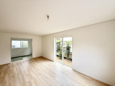 ���̑����� �������S���������ꏊ�A�������߂����郊�r���O