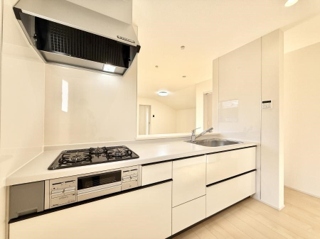 �L�b�`�� �������Ƒ����J��[�߂�A������̂���L�b�`��