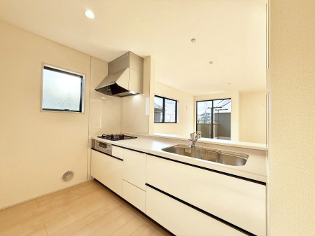 �L�b�`�� ���������y���݂ƐH�ׂ�K����͂���L�b�`��