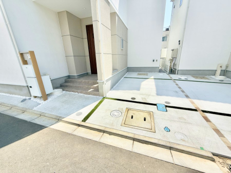  �O�ρ��V������炵���n�܂�ꏊ�ŁA�Ƒ����J��[�߂�