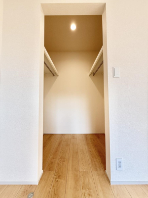 ���[ ����