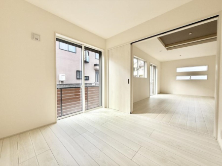 ���r���O �����������������Ɠ��ʂɂ���A�e���̋��