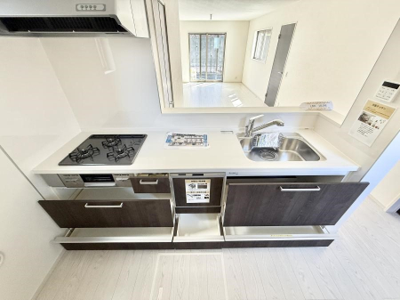 �L�b�`�� ���[�͖L�x�ȃV�X�e���L�b�`���ł��I