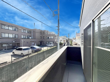 �o���R�j�[ ������ ���R��g�߂Ɋ�����A�J���I�ȃo���R�j�[