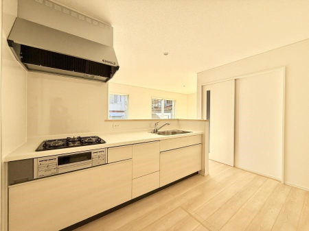 �L�b�`�� �������V���v���Ŕ������S�n�悢���Ԃ𐶂ރL�b�`�����