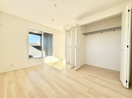 ���̑����� �������傫�Ȏ��[�ŉו����X�b�L���Еt���܂�  