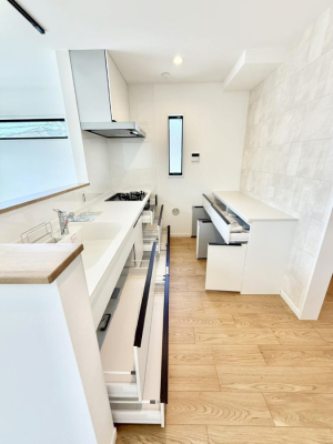 �L�b�`�� 1����  ���A�C�f�A�L����A�N���G�C�e�B�u�ȗ������