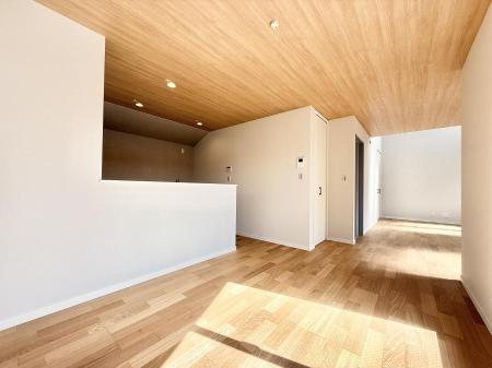 ���r���O ���������ƕ���������A�����b�N�X�ł�����