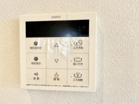 ���̑����� �ݔ��������C�œǏ��┼�g��������ȂǁA�������Ԃ��������ɂ��������@�\�ł��B