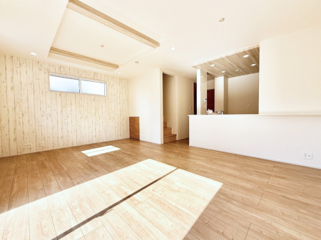 ���r���O ���������R�̌����������݁A���邢��Ԃ��L����܂�