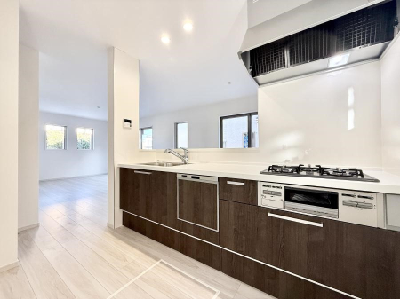 �L�b�`�� ���������y���݂ƐH�ׂ�K����͂���L�b�`��