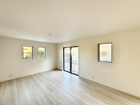 ���r���O ���������났�ƏΊ炪�W�܂�A�S���܂郊�r���O