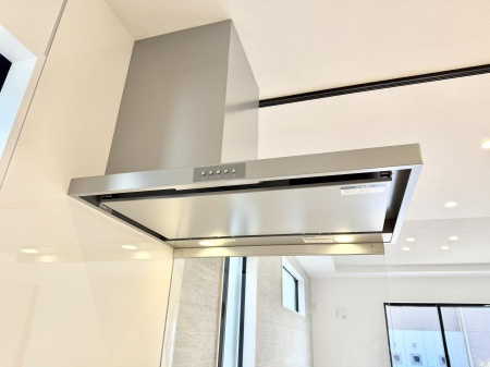 ���̑����� �ݔ����������̏��C����������C��ɗU������A�����I�ɔr�����ł��܂��B