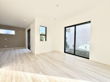 ���r���O ���������ƕ���������A�����b�N�X�ł�����