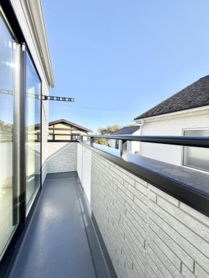 �o���R�j�[ ������ �G�߂̈ڂ낢����������J���I�ȋ�Ԃł�