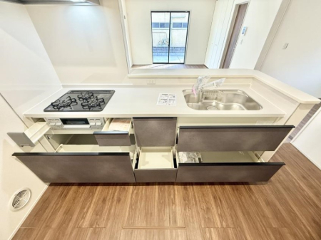 �L�b�`�� �������A�C�f�A�L����A�N���G�C�e�B�u�ȗ������