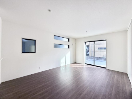 ���r���O �����������������Ɠ��ʂɂ���A�e���̋��