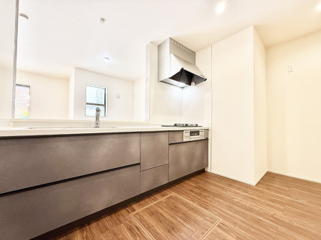 �L�b�`�� �������Ƒ��ƂȂ���A�R�~���j�P�[�V�����̏�