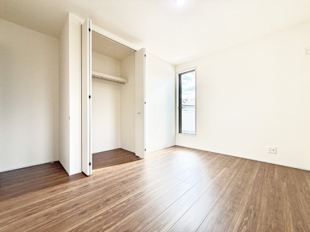 �q������ �������Ƌ�⃌�C�A�E�g�����R�ɔz�u�ł��邽�ߎg�����肪�ǂ����K�ɉ߂����܂�