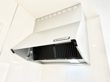 ���̑����� �ݔ����������̏��C����������C��ɗU������A�����I�ɔr�����ł��܂��B