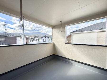 oRj[ VCɂ󕨂Ci[oRj[I  