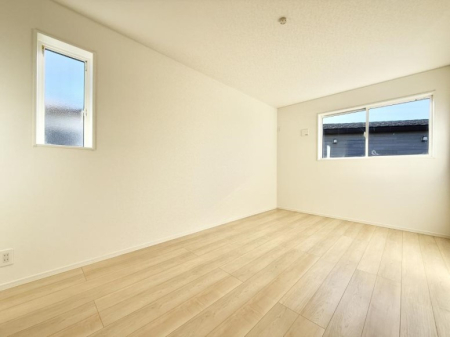 �q������ ������2�ʍ̌��Ŗ��邢�����I  