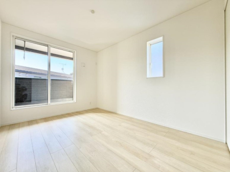 �Q�� �������傫�ȑ��͊J����������A���邳�ʕ��o�b�`���ł�