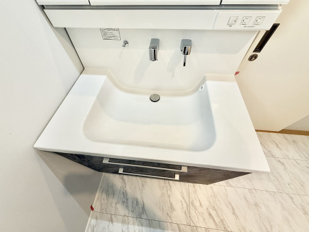 ̑ ݔ􂢂􂤎KɎg֗ȃV[