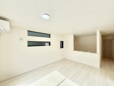 ���r���O ���������R�Ɖ�b�����܂��A�S�n�悢�ЂƂƂ�