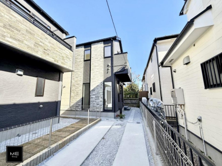 nOώʐ^ OρV炵n܂ꏊŁAƑJ[߂