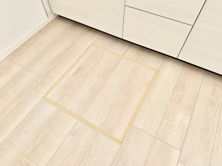 ���̑����� �ݔ����B�ꂽ���[�X�y�[�X�ŉƑS�̂��X�b�L��