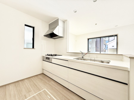 �L�b�`�� ��������b���[�܂�ΖʃL�b�`���I�Ƒ��Ƃ̉�b���͂��݂܂��I  