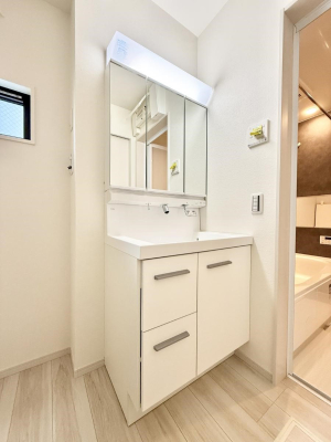 ���ʑ�E���ʏ� �������Ƒ��݂�Ȃ��g���₷���z�u�ł�